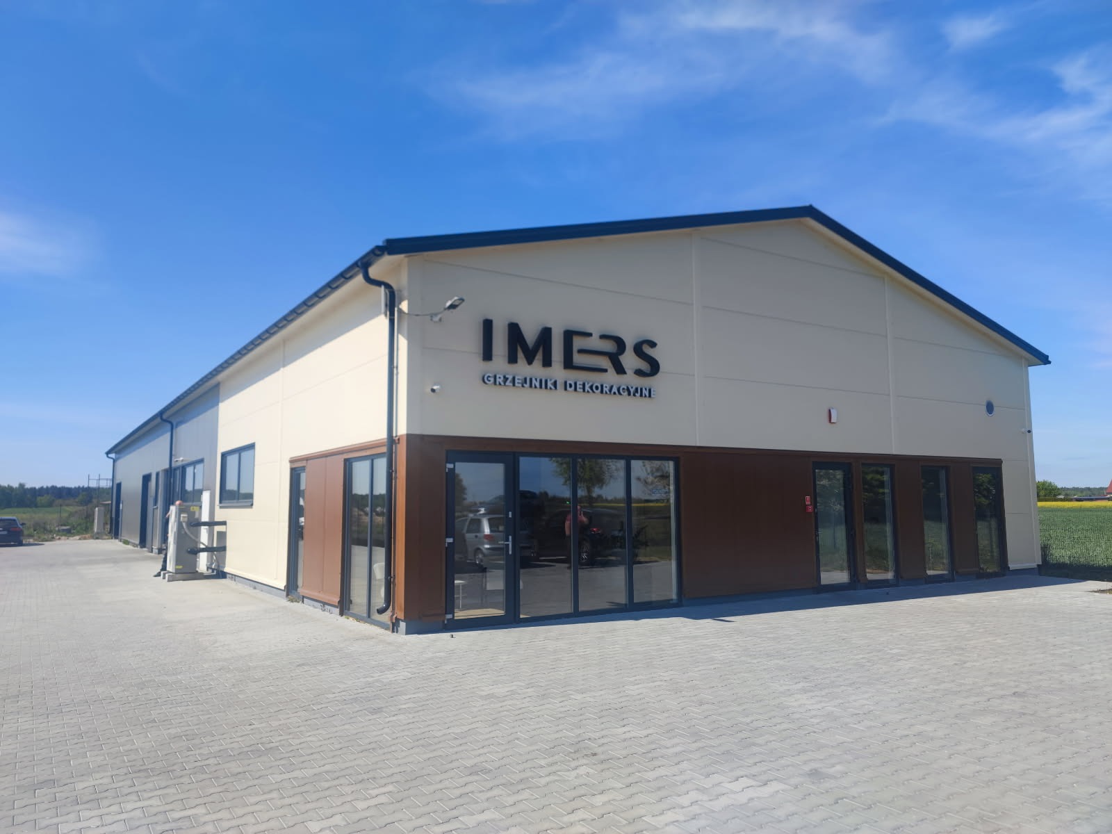 WhatsApp Image 2025-05-21 at 10.18.08 (3)